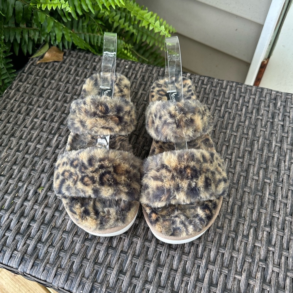 Koolaburra Furry Animal Print Slippers